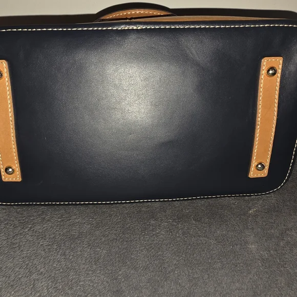 Dooney & Bourke Perry Satchel in elegant MIDNIGHT BLUE - Picture 8 of 9